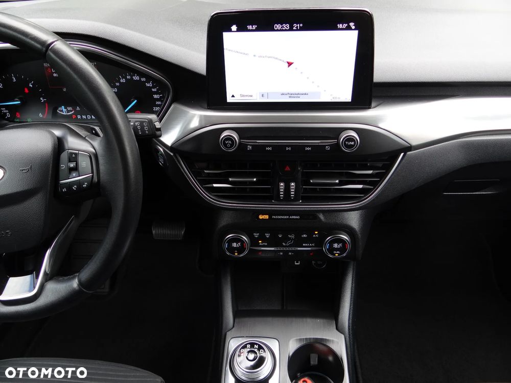 Ford Focus 1.5 EcoBlue Start-Stopp-System TITANIUM - 30
