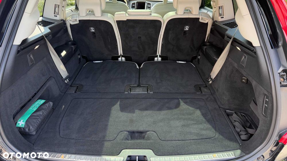Volvo XC 90 - 4