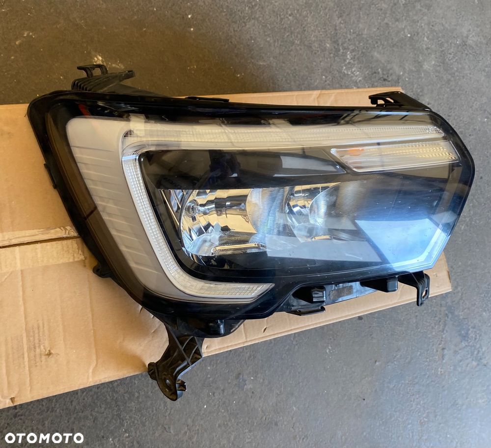 RENAULT MASTER 3 III LIFT 4 IV ORYGINALNA ! LAMPA PRZEDNIA PRAWA REFLEKTOR PRAWY PRZÓD LED Ledowa  Wwa - 2