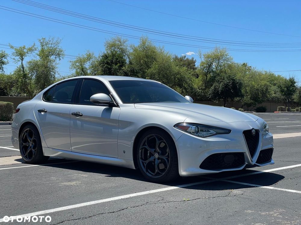Alfa Romeo Giulia 2.0 Turbo Veloce Q4 - 14