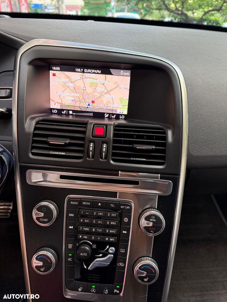 Volvo XC 60 D4 RDesign - 3