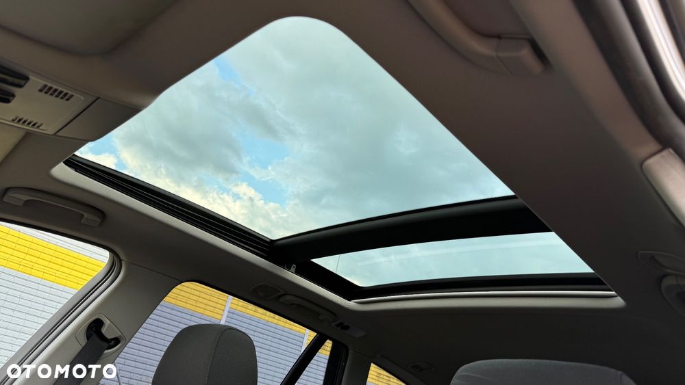 BMW Seria 3 320d DPF - 32