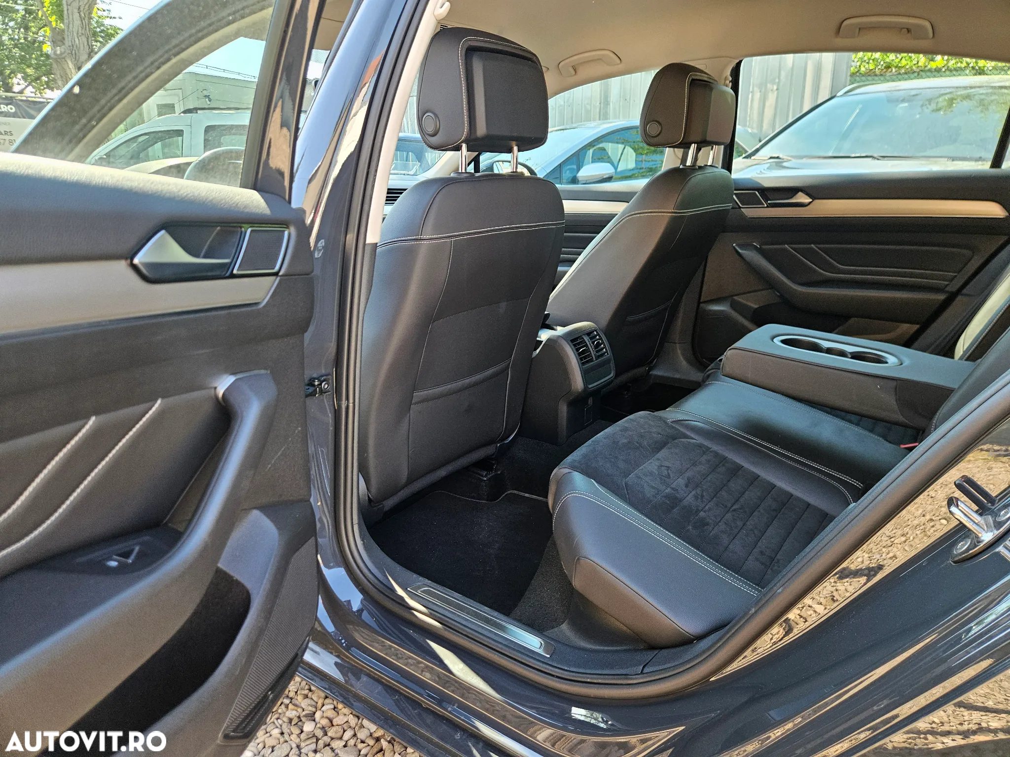 Volkswagen Passat 2.0 TDI Highline - 8
