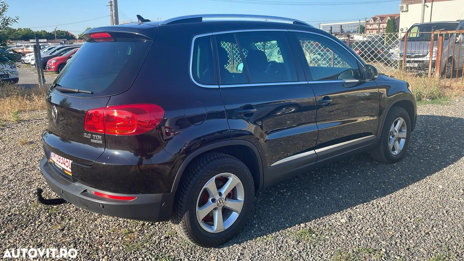Volkswagen Tiguan - 2