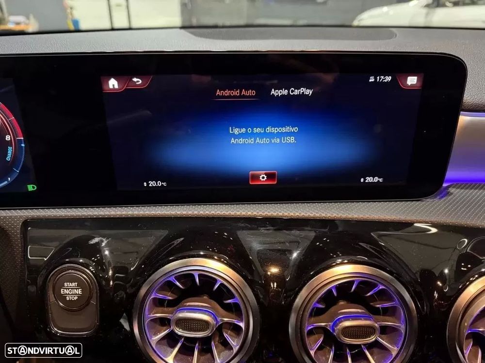 Mercedes-Benz A 250 e AMG Line - 11