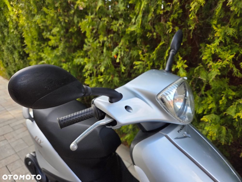 Piaggio FLY - 12