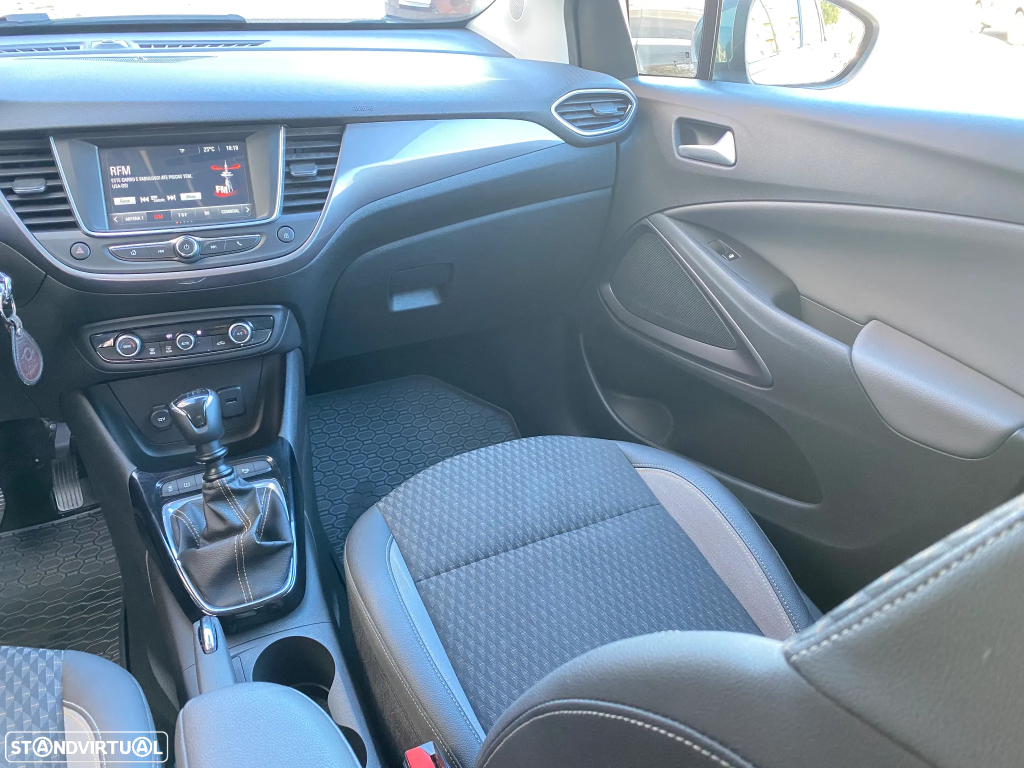 Opel Crossland X 1.6 CDTi Innovation - 27
