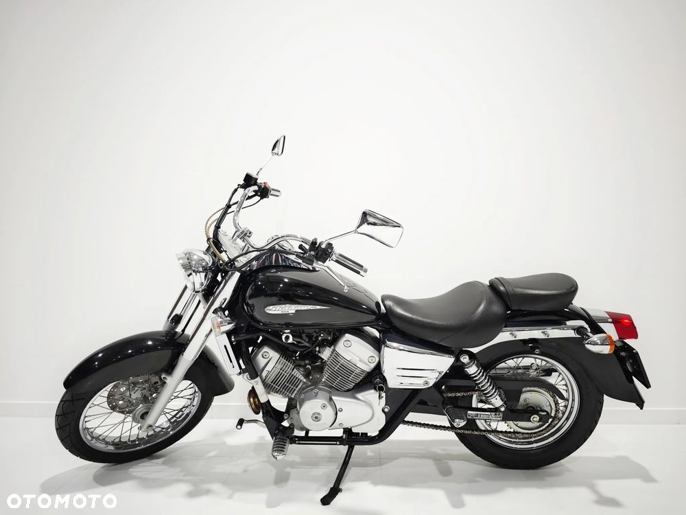 Honda Shadow - 4