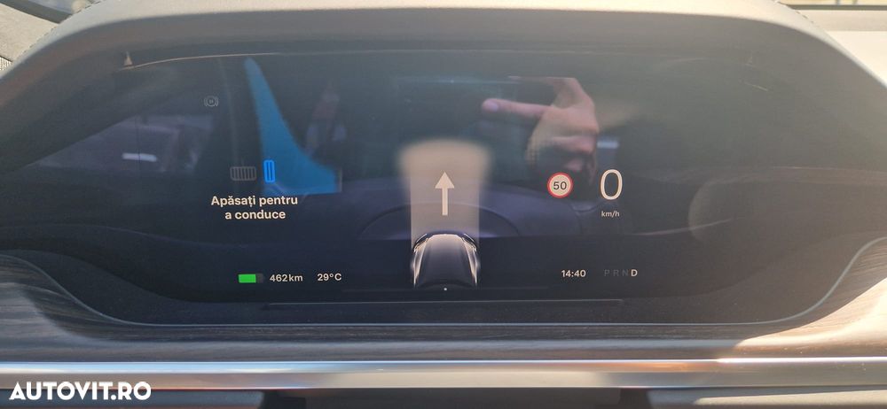 Tesla Model S - 14
