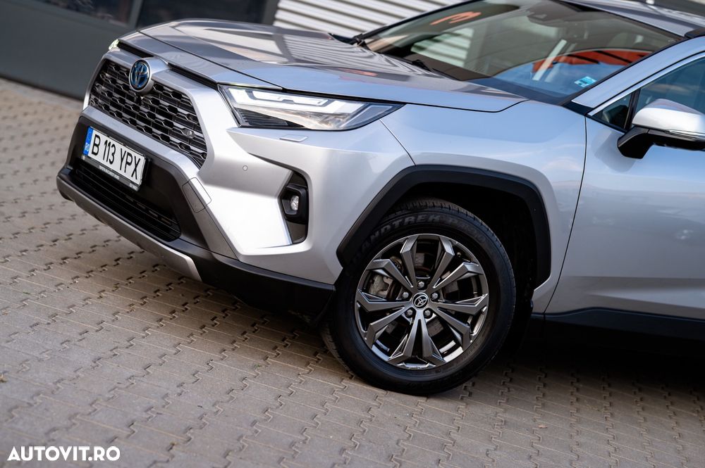 Toyota RAV4 - 7