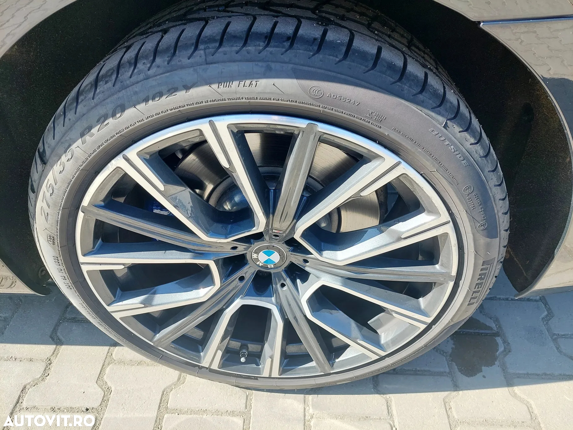 BMW Seria 7 740d xDrive - 33