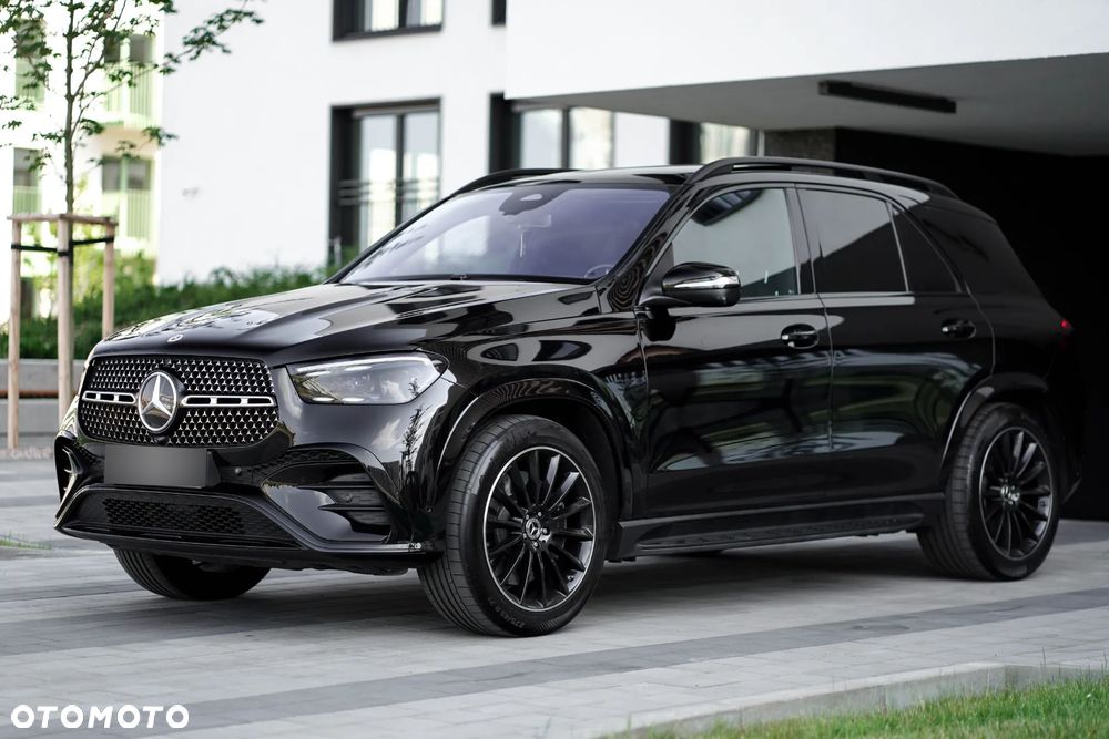 Mercedes-Benz GLE - 1