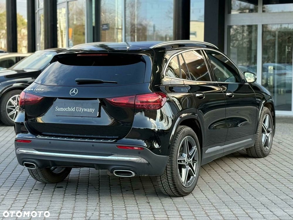Mercedes-Benz GLA - 7