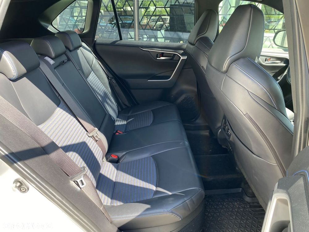 Toyota RAV4 2.5 Hybrid Selection 4x4 - 25