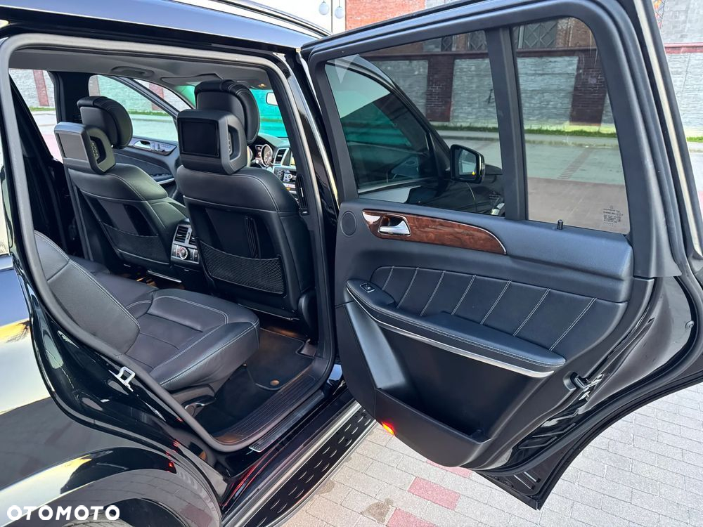Mercedes-Benz GL 500 4Matic (BlueEFFICIENCY) 7G-TRONIC - 15