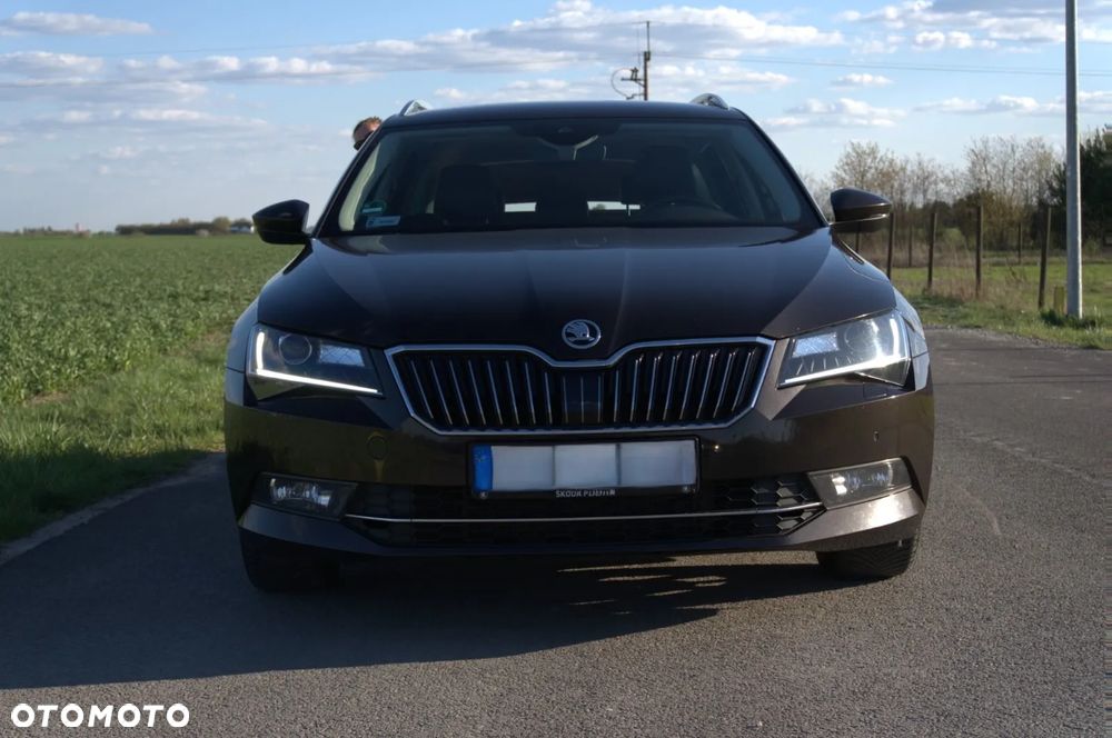 Skoda Superb 2.0 TSI L&K DSG - 1