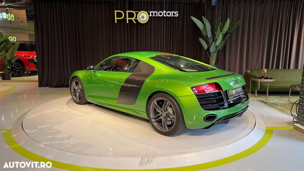 Audi R8 5.2 FSI Quattro R-Tronic - 9