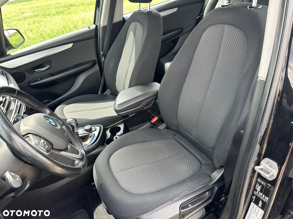 BMW Seria 2 218d Luxury Line - 9