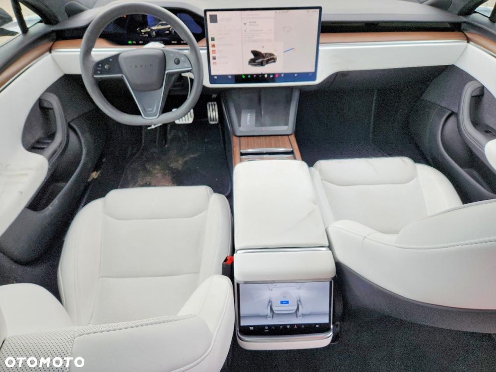 Tesla Model S AWD - 8