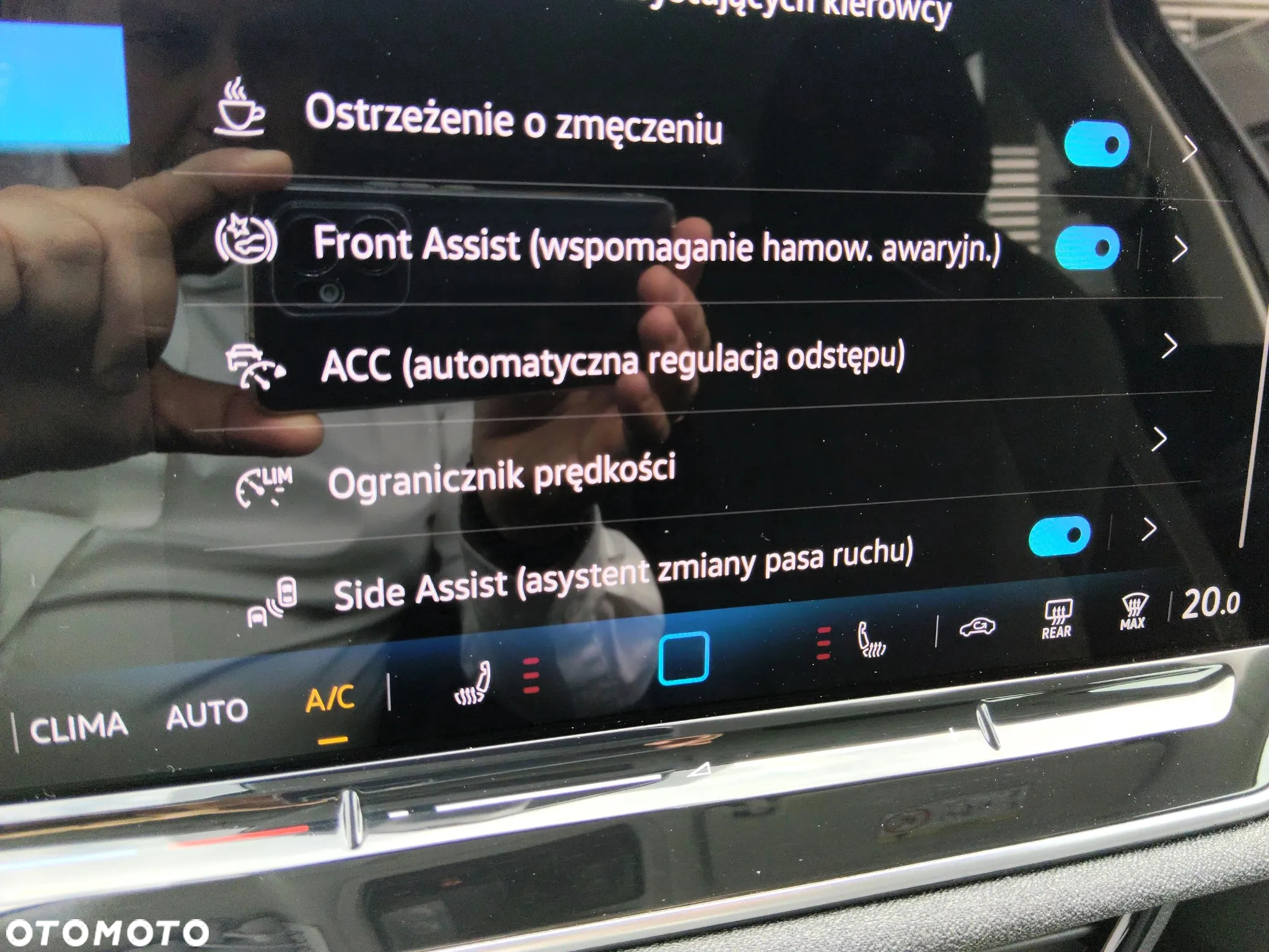 Volkswagen Passat 1.5 TSI ACT mHEV DSG - 31