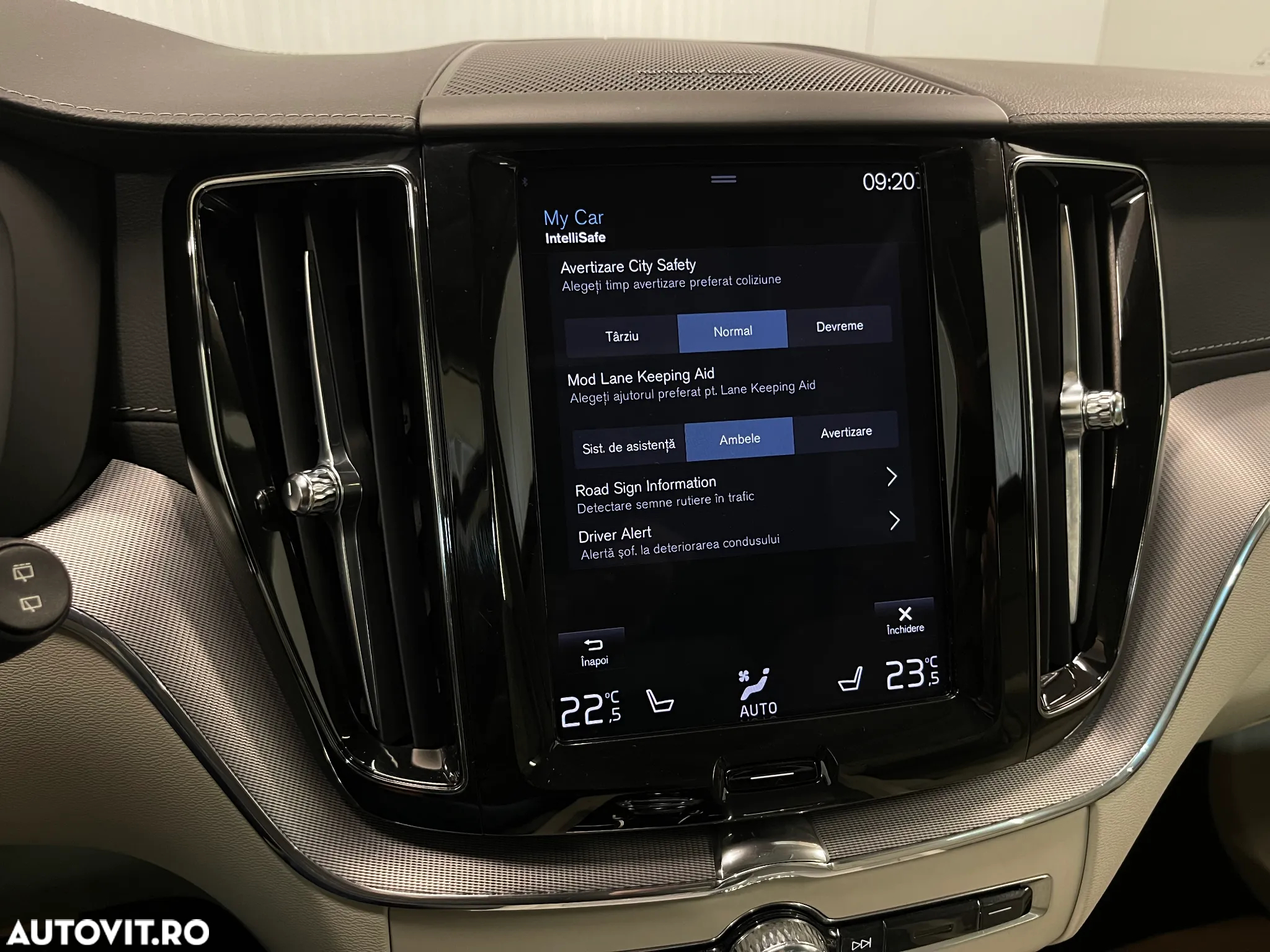 Volvo XC 60 Recharge T8 Twin Engine eAWD Inscription - 18