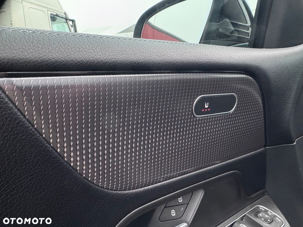 Mercedes-Benz GLB 200 d 8G-DCT Progressive Advanced - 20