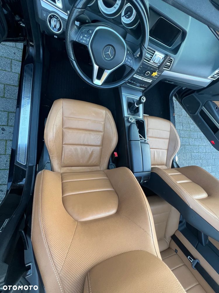 Mercedes-Benz E-Class 2017 photo 4