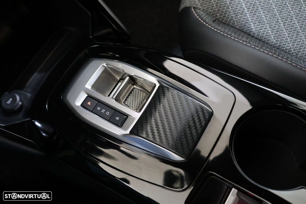 Peugeot e-2008 54 kWh Allure - 16