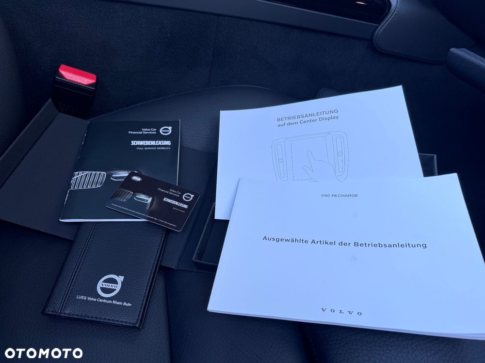 Volvo V90 T8 Twin Engine AWD Geartronic Inscription - 37