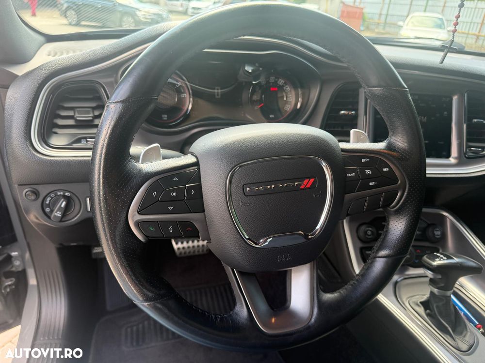Dodge Challenger Automatik SXT Plus - 15