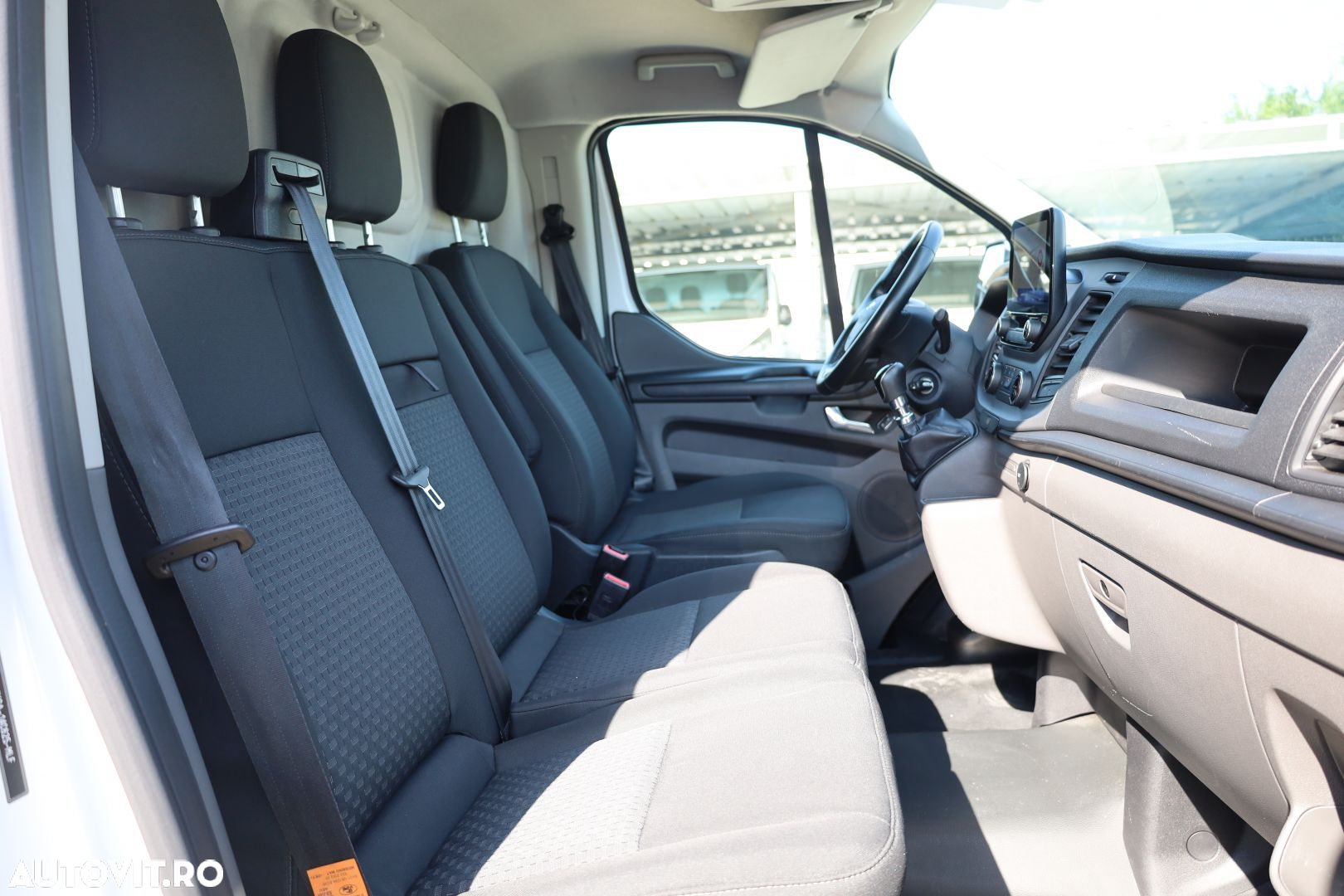 Ford Transit Custom - 13