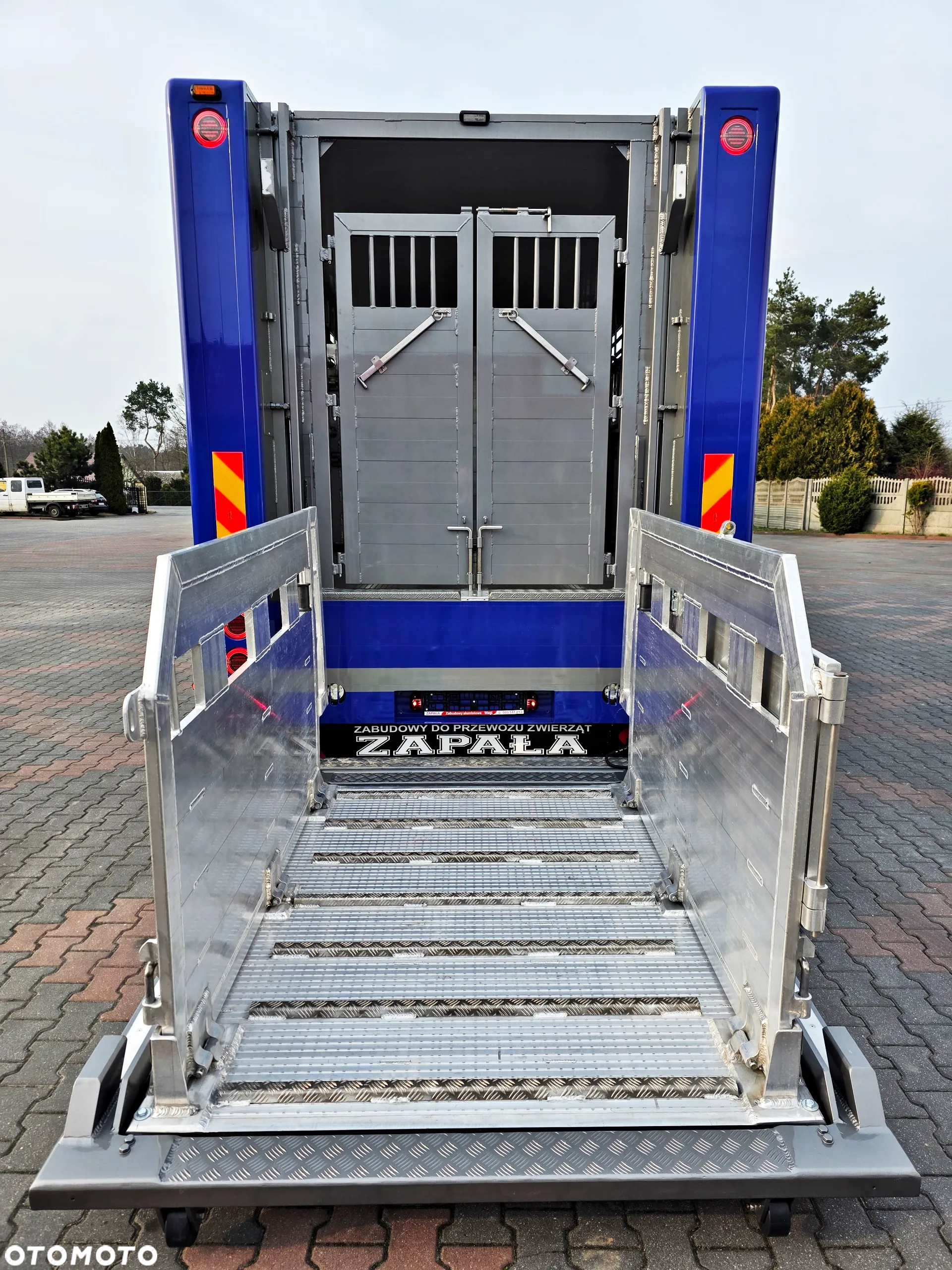 Volvo FM 330 / Nowa zabudowa z wagą / do żywca / zwierząt / bydła / DMC 18T - 11