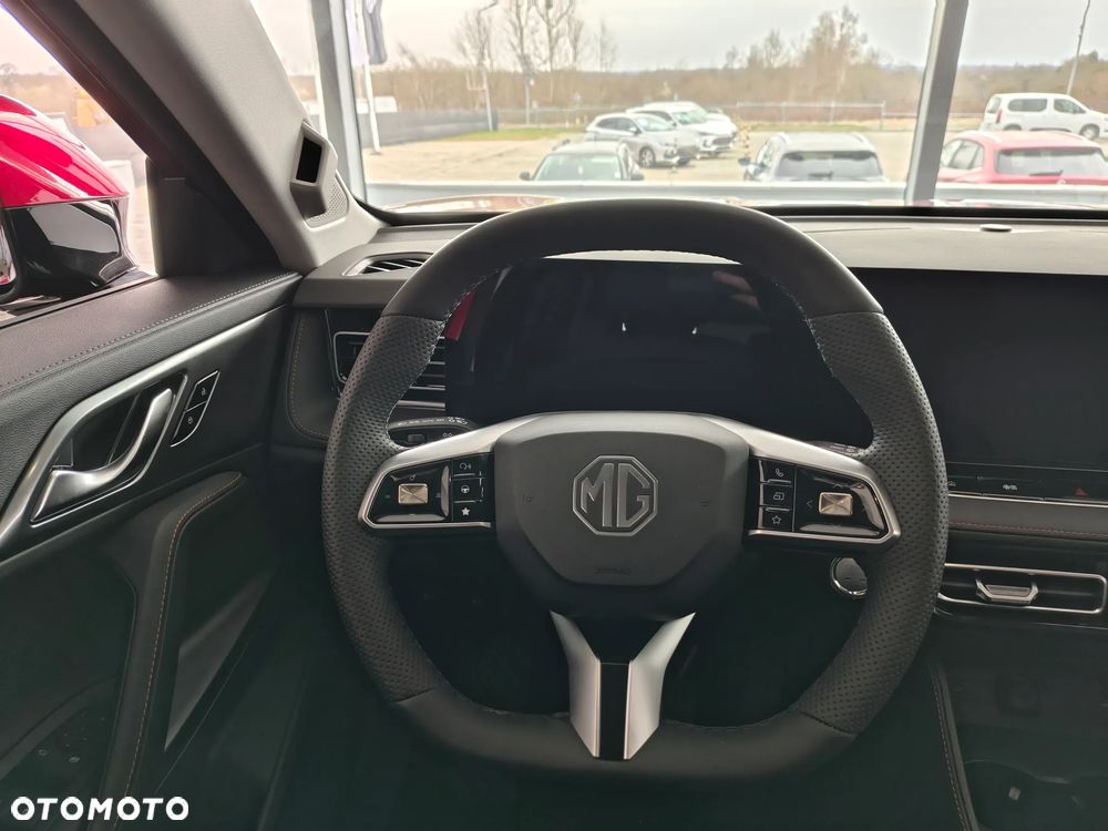 MG HS Hybrid+ - 13