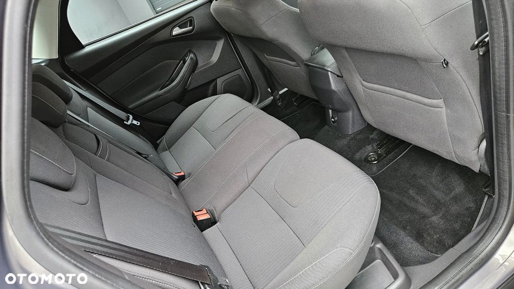 Ford Focus - 18