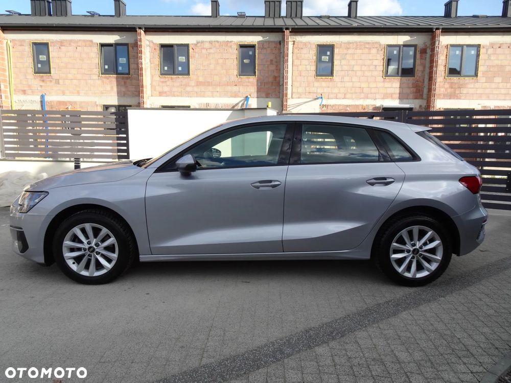 Audi A3 Sportback 30 TDI Advanced - 4