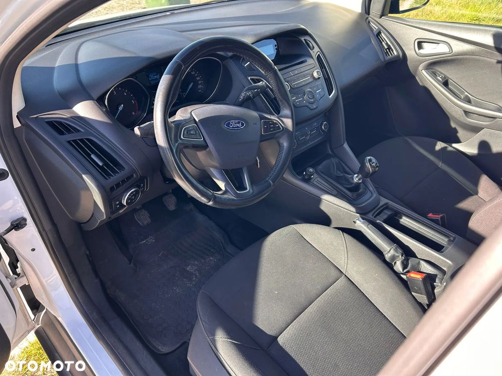 Ford Focus 1.5 TDCi Trend - 8