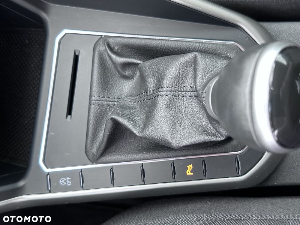 Volkswagen Polo 1.0 TSI OPF Move - 22