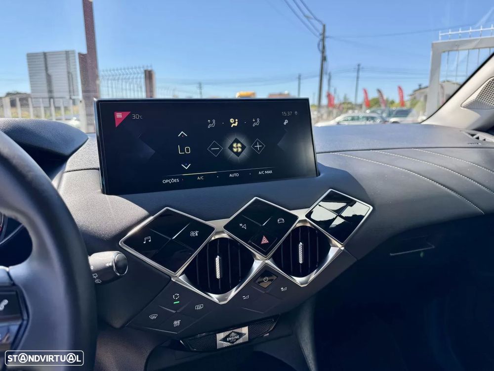 DS DS3 Crossback PureTech 100 MONTMARTRE - 14