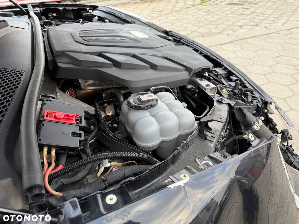 Porsche Cayenne E-Hybrid Tiptronic S - 18