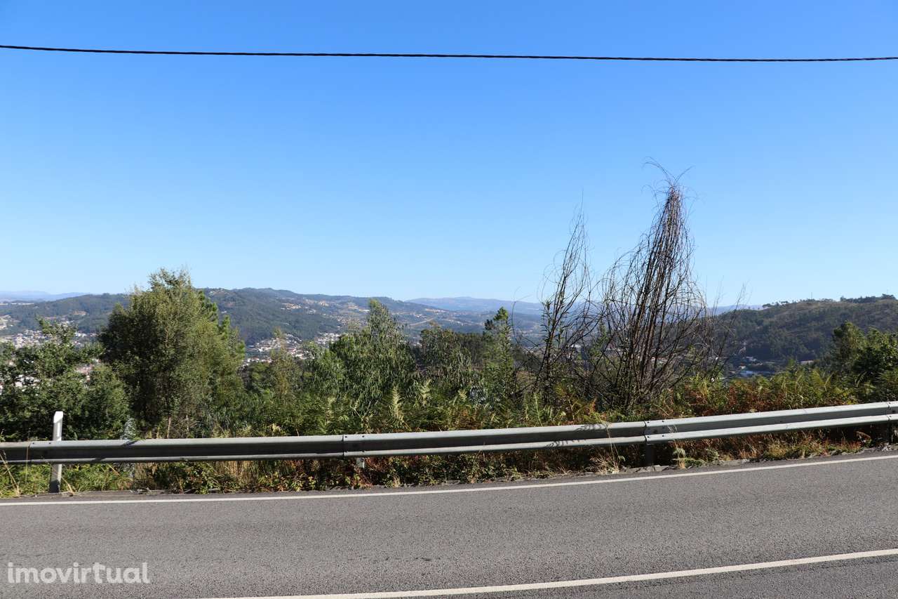 Terreno  Venda em Lustosa e Barrosas (Santo Estêvão),Lousada - Grande imagem: 4/4
