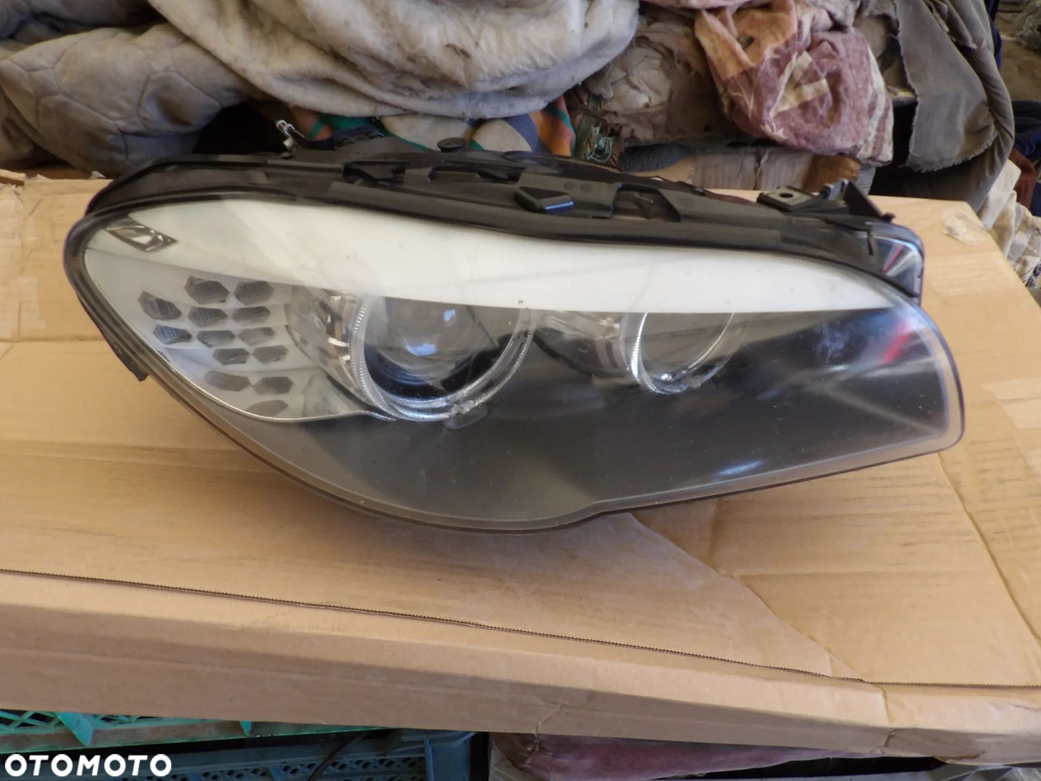 LAMPA PRZEDNIA PRAWA XENON BMW F10 KOMPLETNA - 1