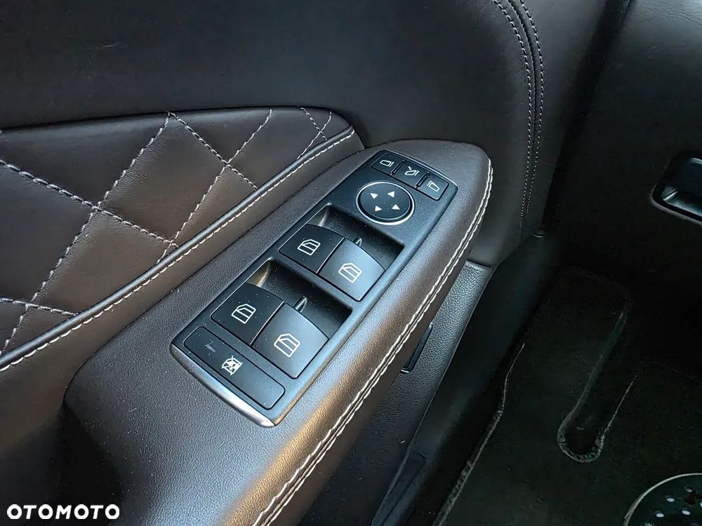 Mercedes-Benz GLS 350 d 4-Matic - 8