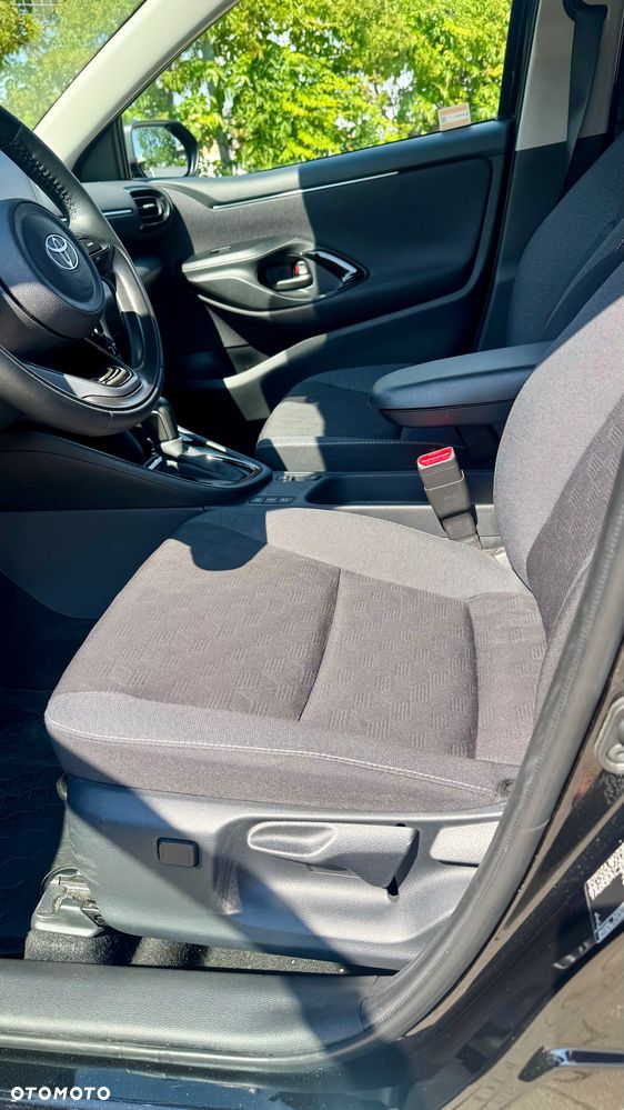 Toyota Yaris - 22