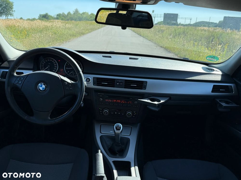 BMW Seria 3 - 13