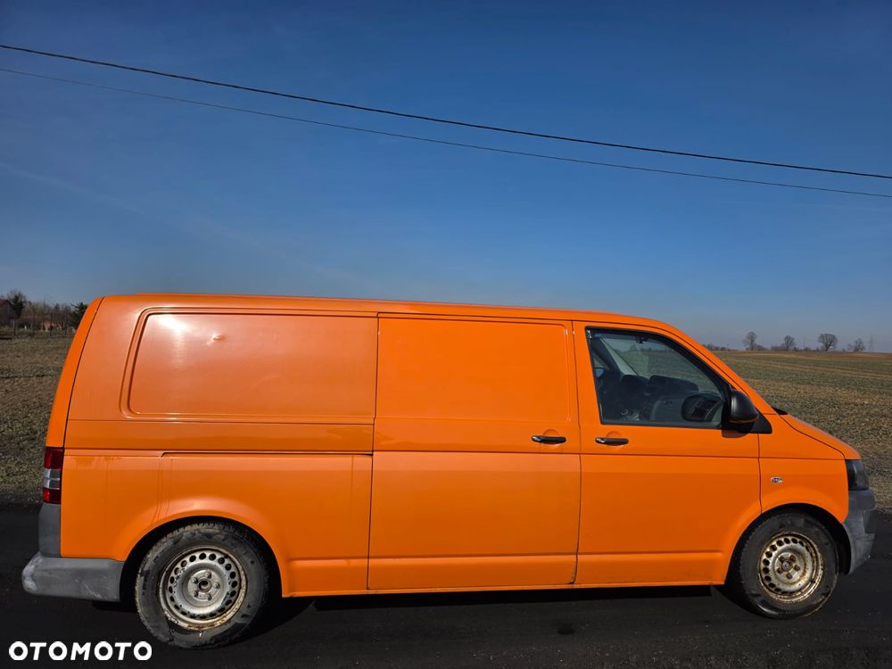 Volkswagen Transporter - 4