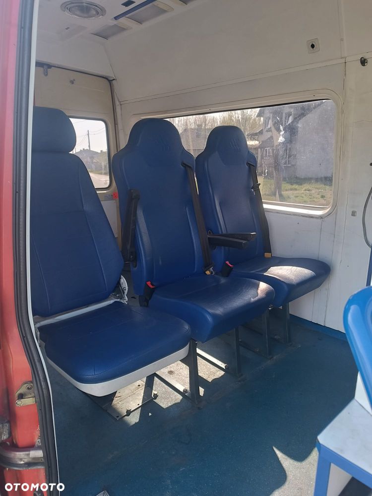Mercedes-Benz sprinter - 4
