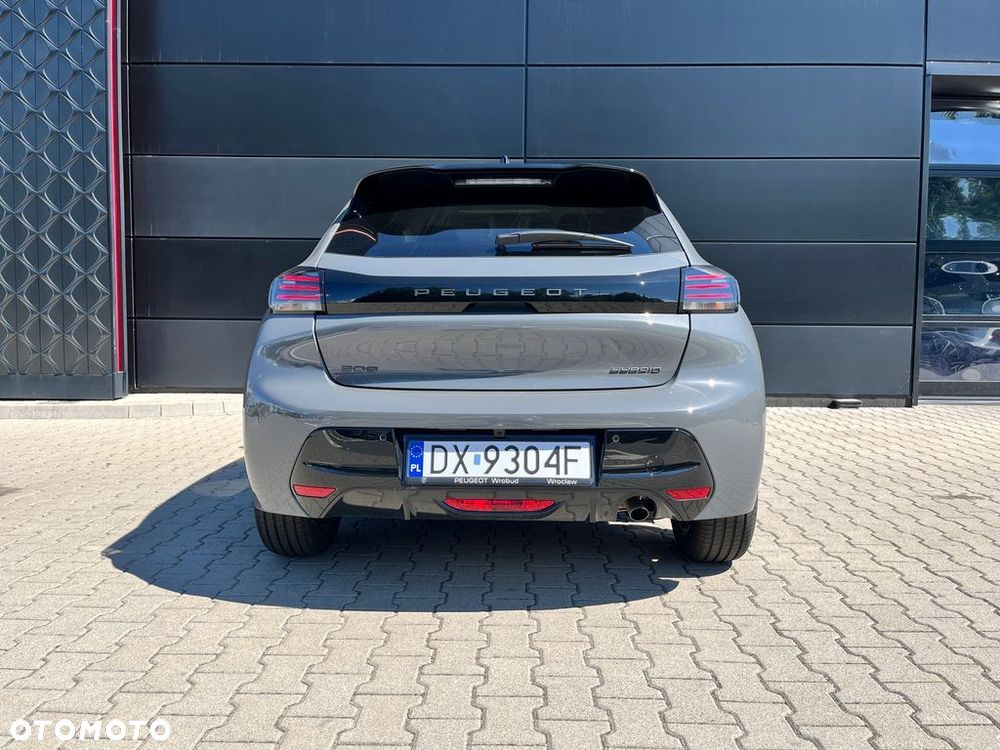 Peugeot 208 - 13