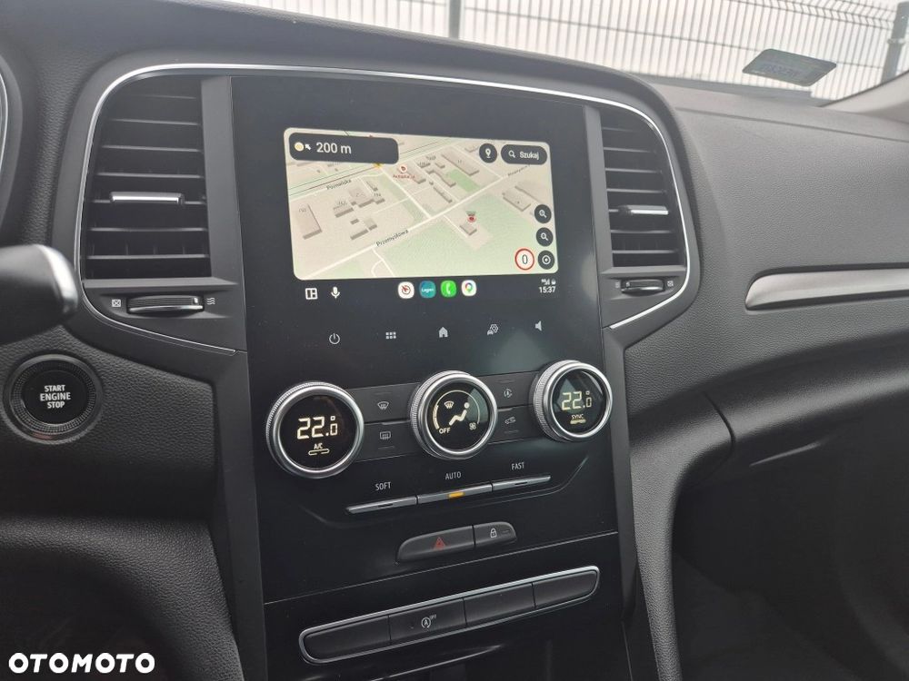 Renault Megane 1.3 TCe FAP Zen - 12