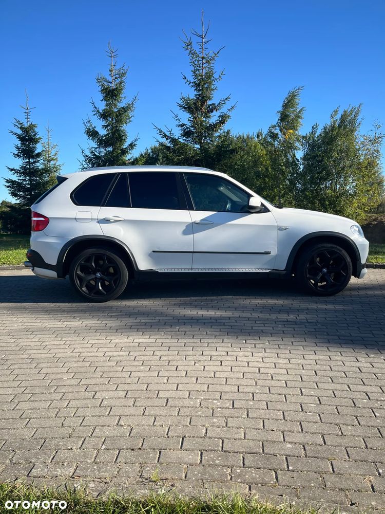 BMW X5 4.8i xDrive - 13