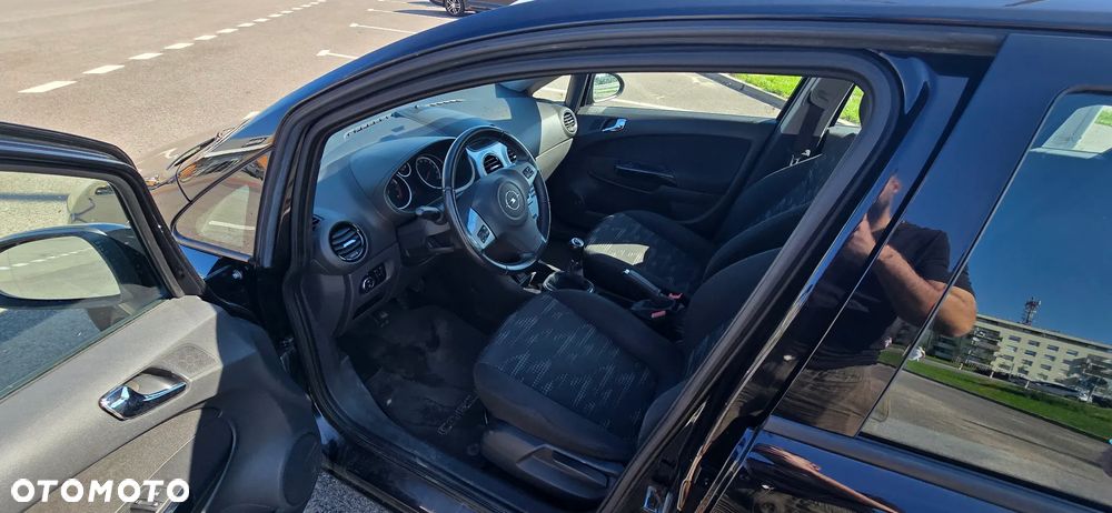 Opel Corsa 1.2 16V Enjoy - 15